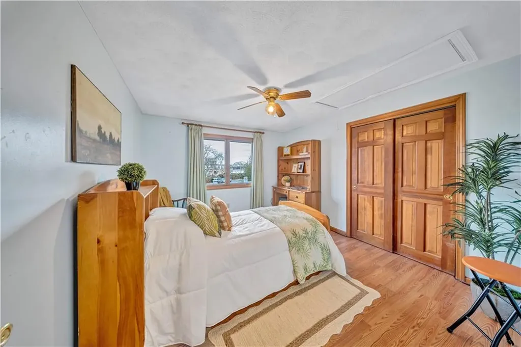 3945 Post Road Warwick RI 02886