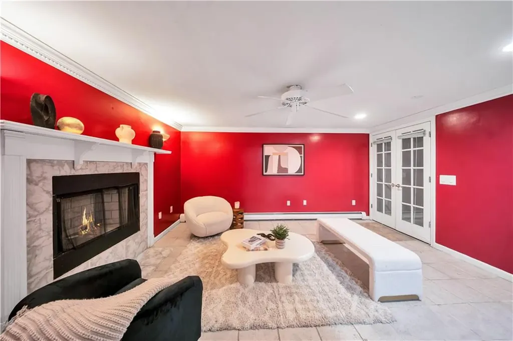 3945 Post Road Warwick RI 02886