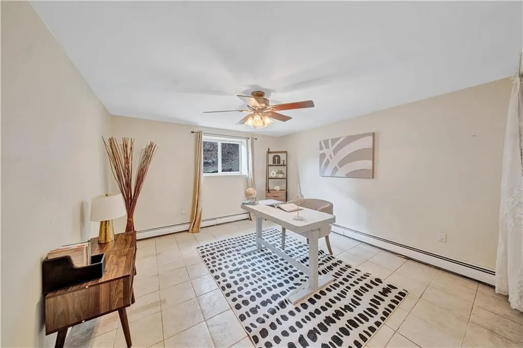 3945 Post Road Warwick RI 02886