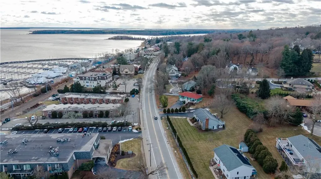 3945 Post Road Warwick RI 02886