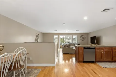 667 Metacom Avenue Bristol RI 02809