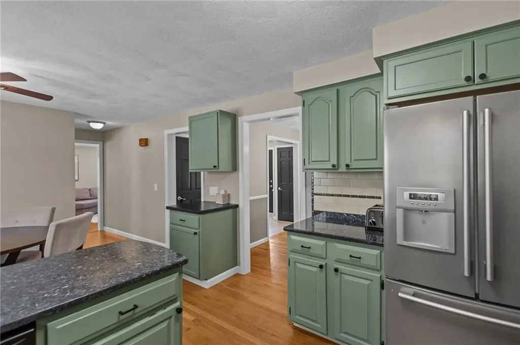 305 Spring Valley Drive East Greenwich RI 02818