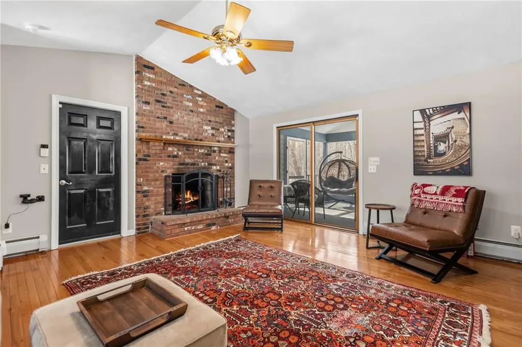 305 Spring Valley Drive East Greenwich RI 02818