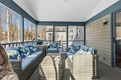 305 Spring Valley Drive East Greenwich RI 02818