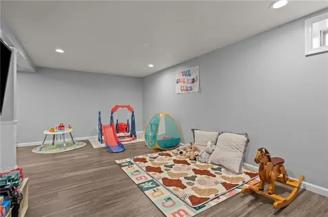 305 Spring Valley Drive East Greenwich RI 02818