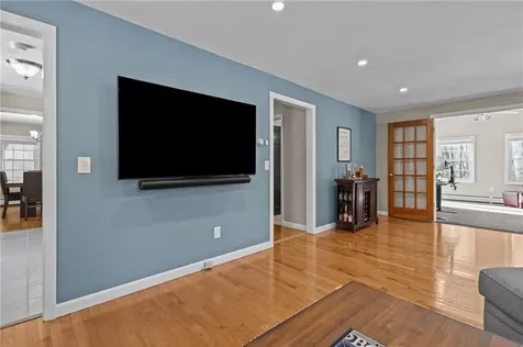 305 Spring Valley Drive East Greenwich RI 02818