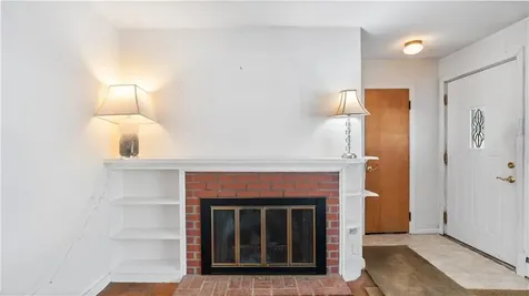 30 Torrington Drive Warwick RI 02889