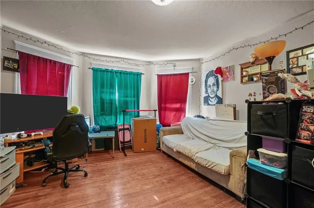 47 Mary Street Pawtucket RI 02860