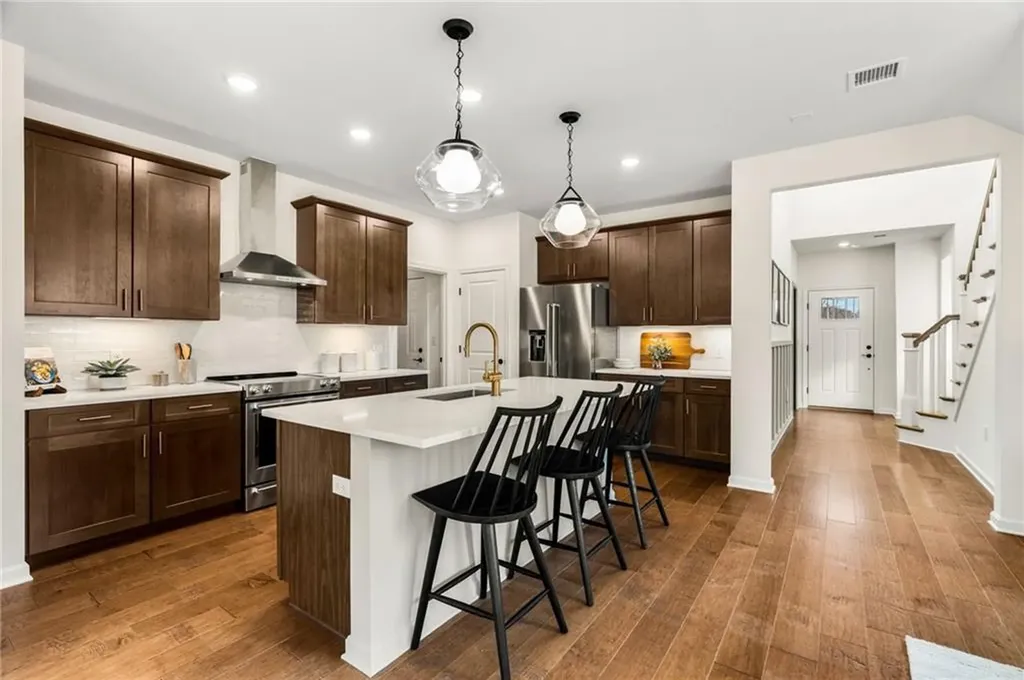 40 East Point Drive East Providence RI 02916