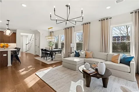 40 East Point Drive East Providence RI 02916