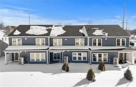 40 East Point Drive East Providence RI 02916