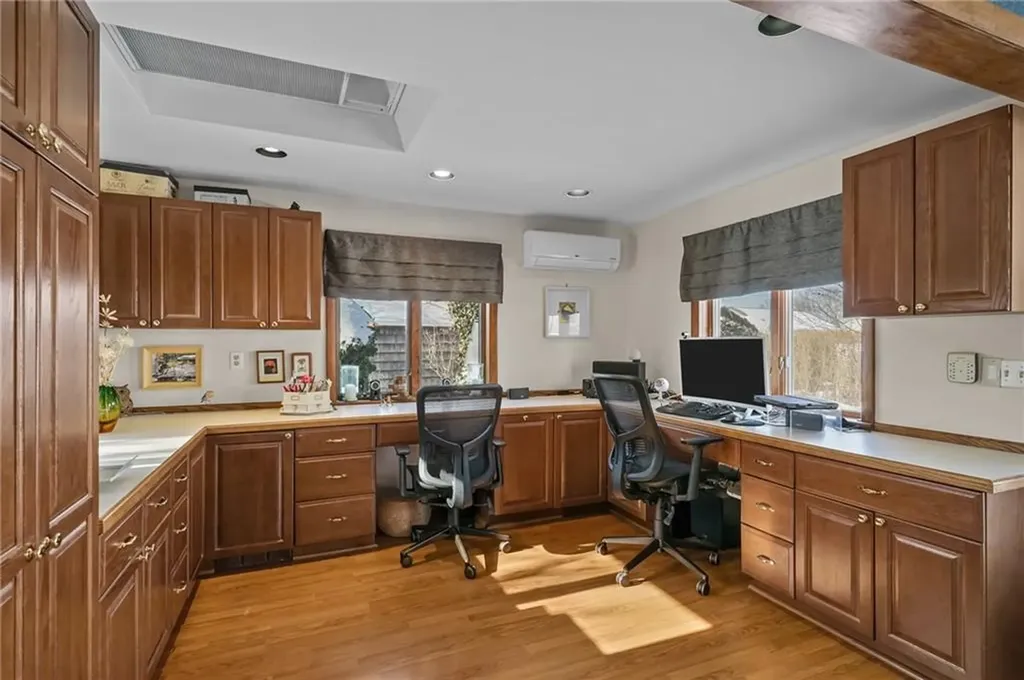 33 Orchard View Road Portsmouth RI 02871