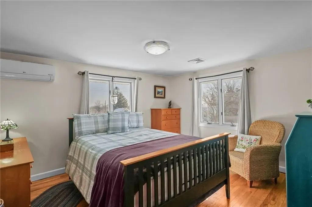 33 Orchard View Road Portsmouth RI 02871