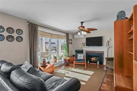 33 Orchard View Road Portsmouth RI 02871