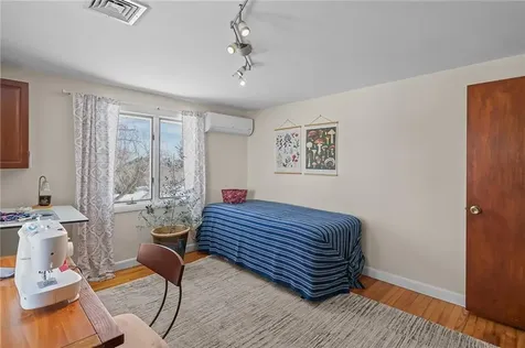 33 Orchard View Road Portsmouth RI 02871