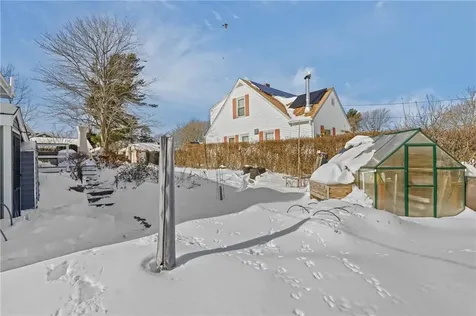 33 Orchard View Road Portsmouth RI 02871