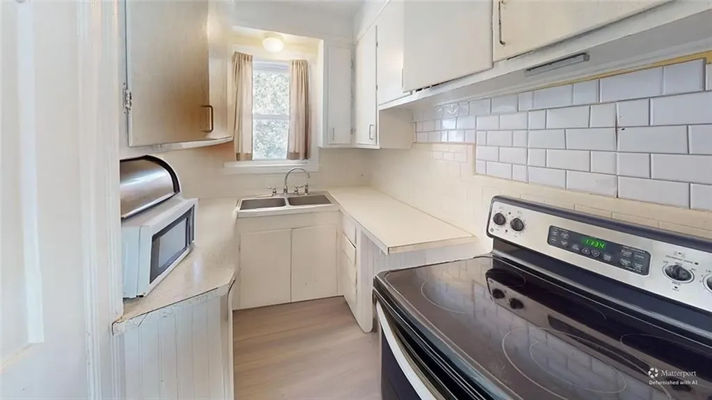 43 Higgins Avenue Providence RI 02908