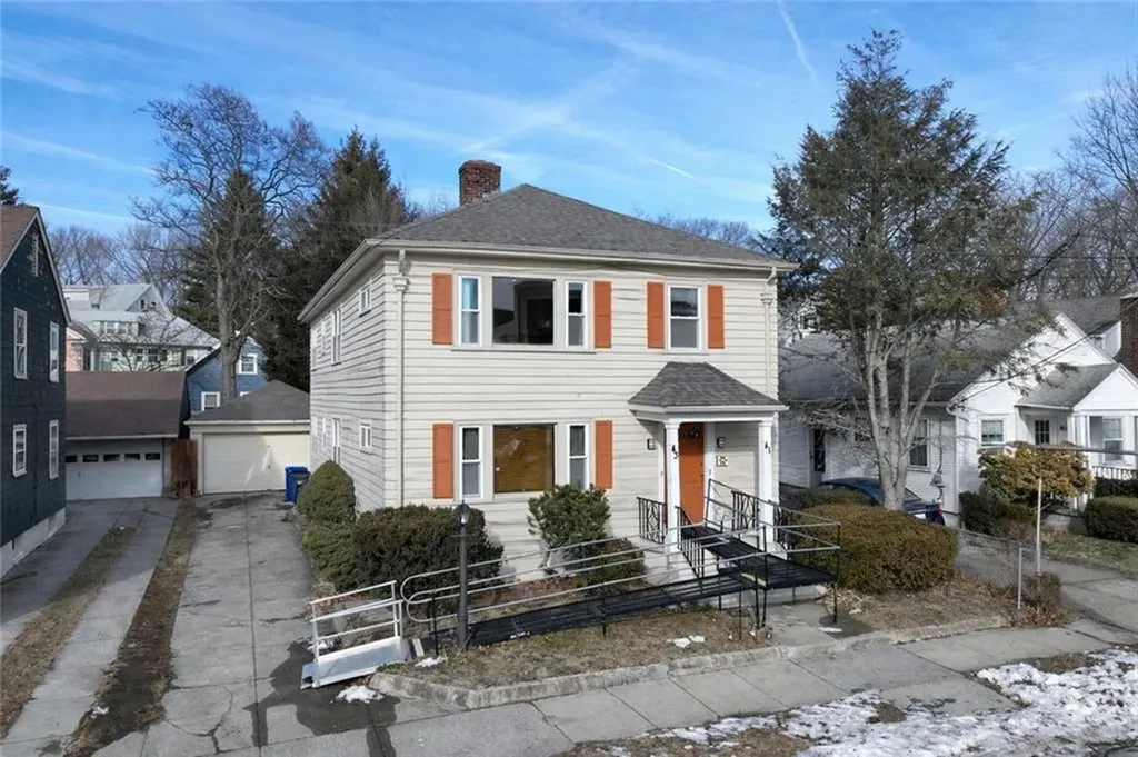 43 Higgins Avenue Providence RI 02908