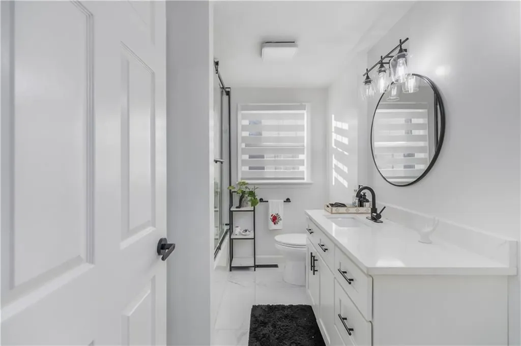 26 Smith Street Lincoln RI 02865