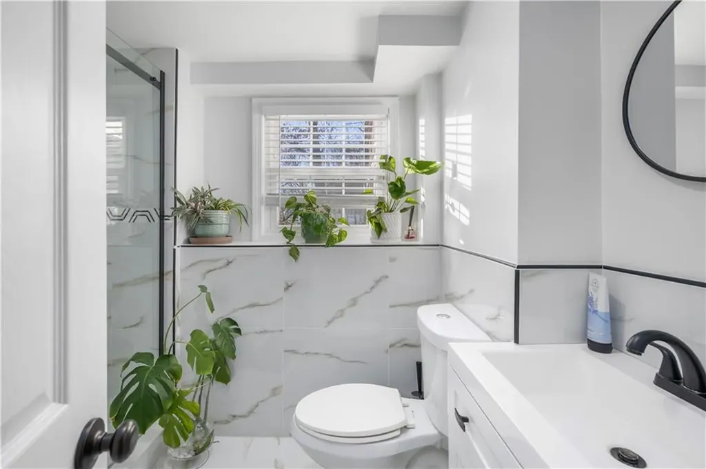 26 Smith Street Lincoln RI 02865