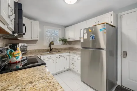 26 Smith Street Lincoln RI 02865