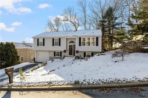 26 Smith Street Lincoln RI 02865