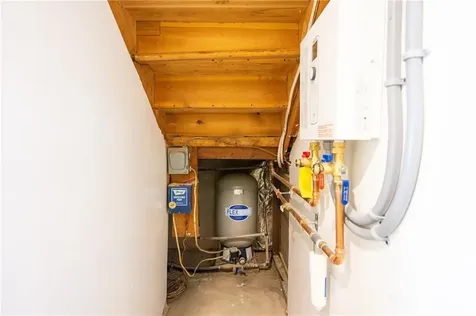 63 Bishop Hill Road Johnston RI 02919