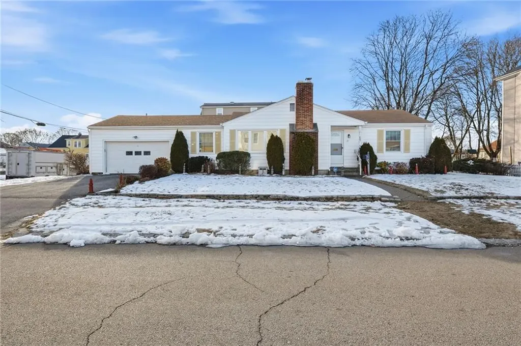 60 Stedman Avenue Pawtucket RI 02860