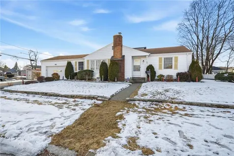 60 Stedman Avenue Pawtucket RI 02860