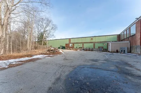 30 Harris Street Putnam CT 06260