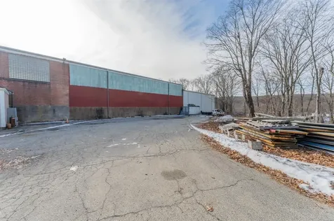 30 Harris Street Putnam CT 06260