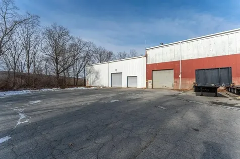 30 Harris Street Putnam CT 06260