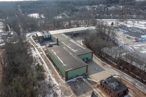 30 Harris Street Putnam CT 06260
