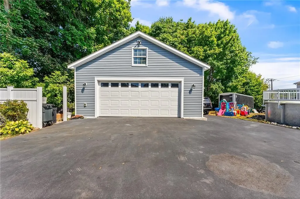 1 Bouvier Avenue Lincoln RI 02838