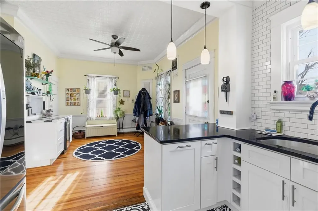 1 Bouvier Avenue Lincoln RI 02838