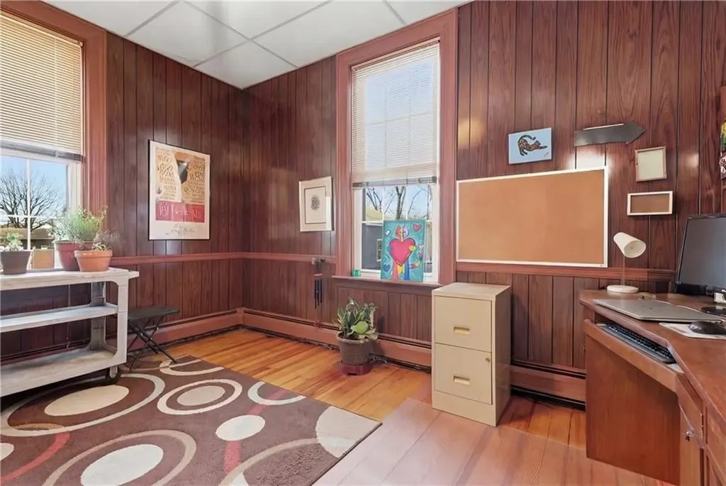 1 Bouvier Avenue Lincoln RI 02838