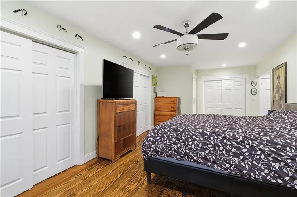 1 Bouvier Avenue Lincoln RI 02838