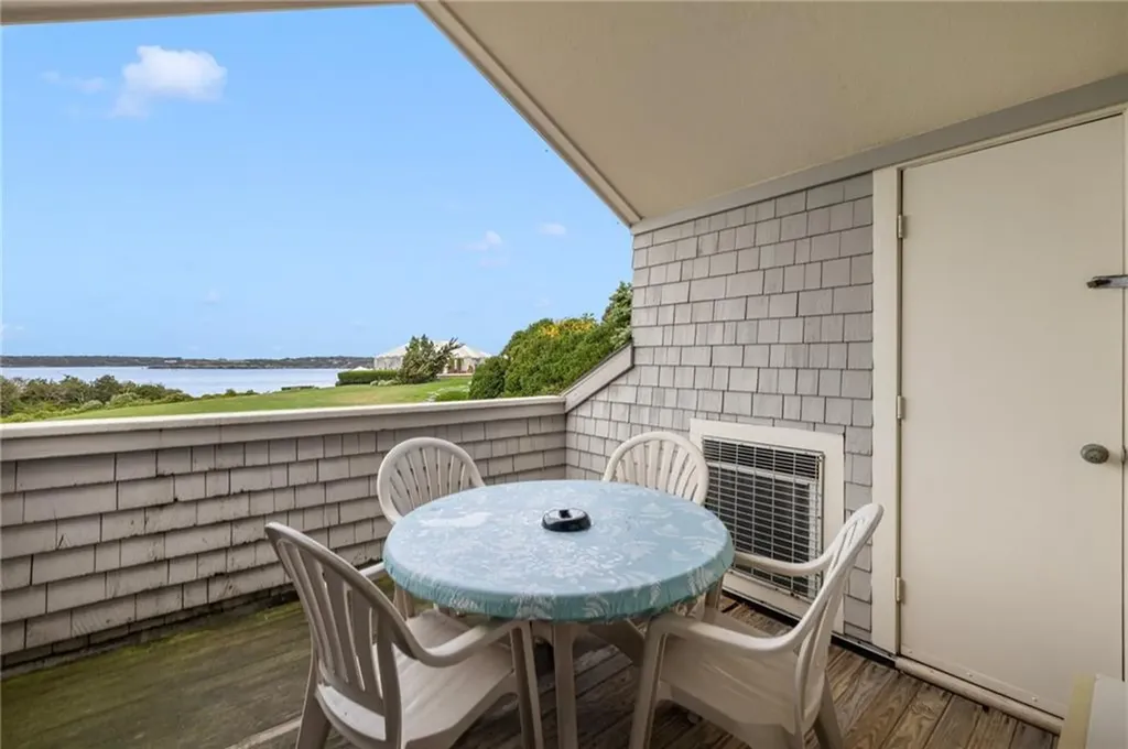 65 Ridge Road Newport RI 02840