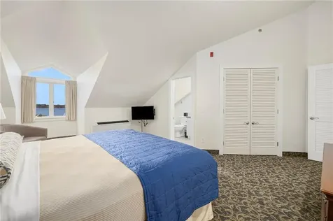 65 Ridge Road Newport RI 02840