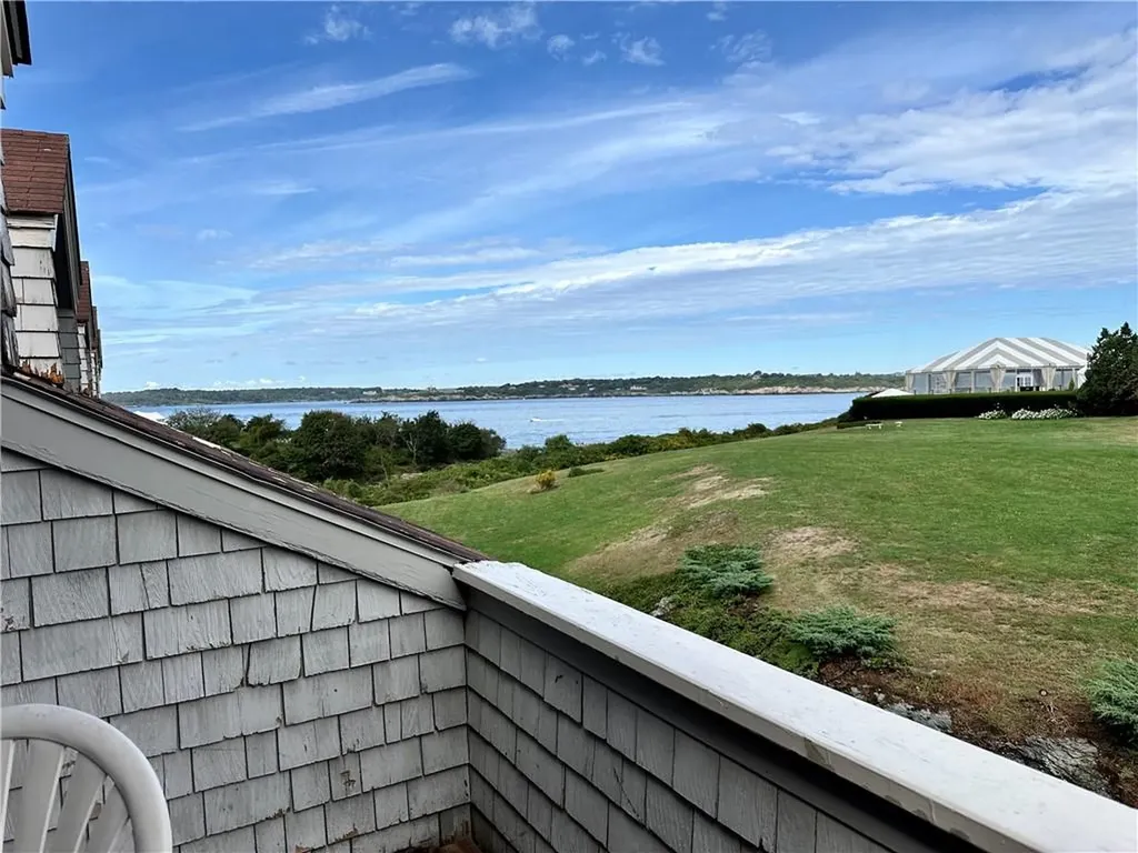 65 Ridge Road Newport RI 02840