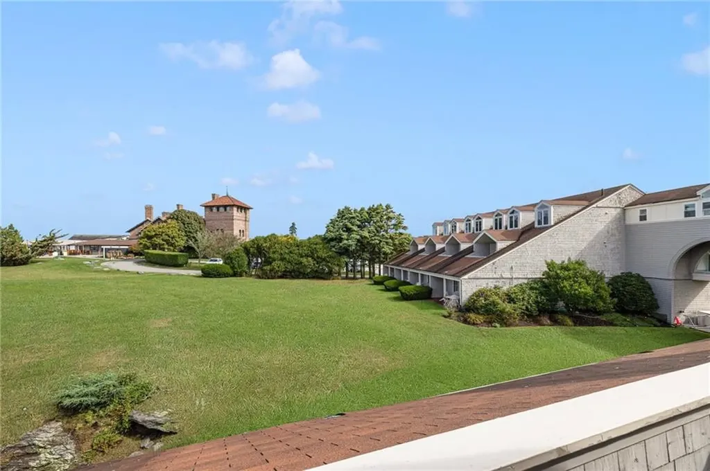 65 Ridge Road Newport RI 02840