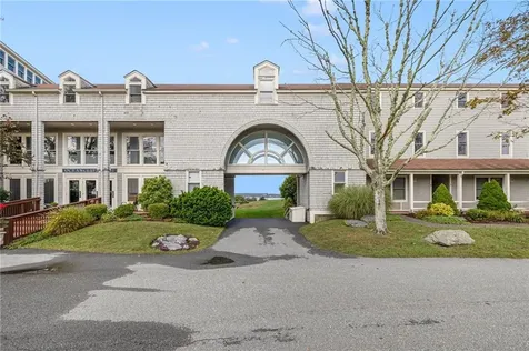 65 Ridge Road Newport RI 02840