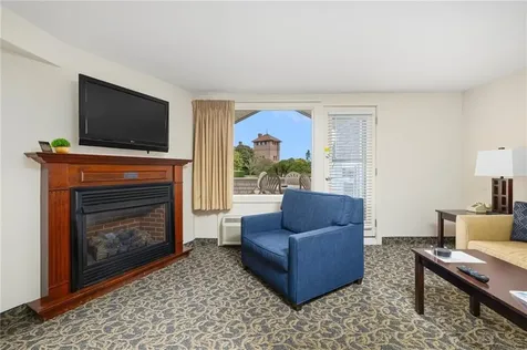 65 Ridge Road Newport RI 02840