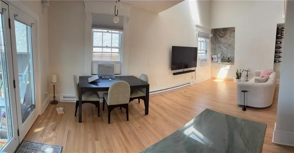 75 Pelham Street Newport RI 02840