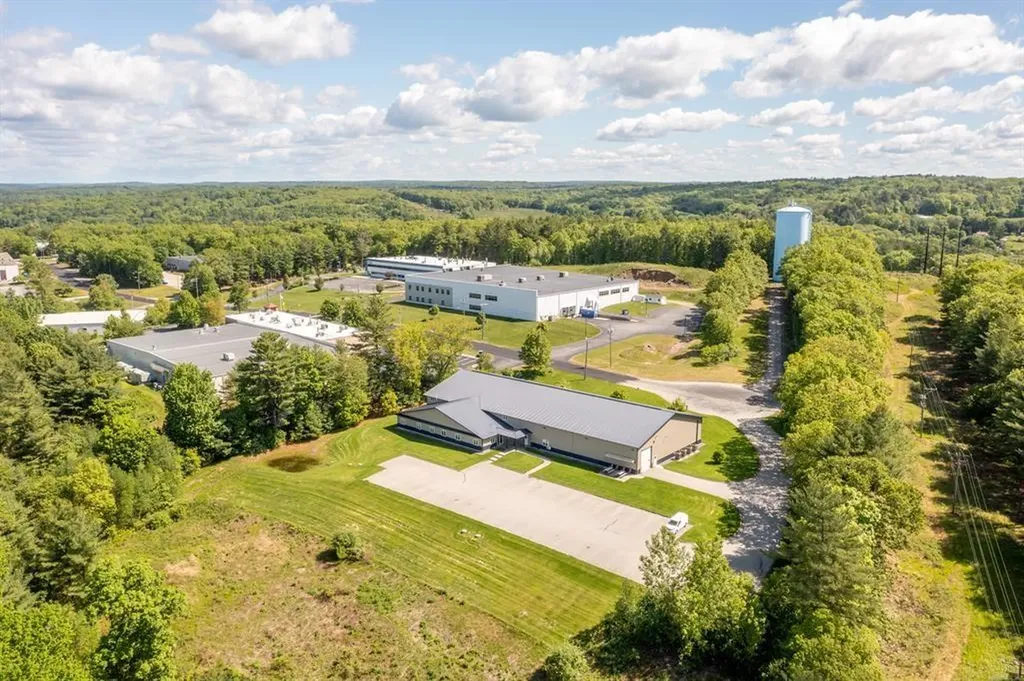 51 Ridge Road Putnam CT 06260