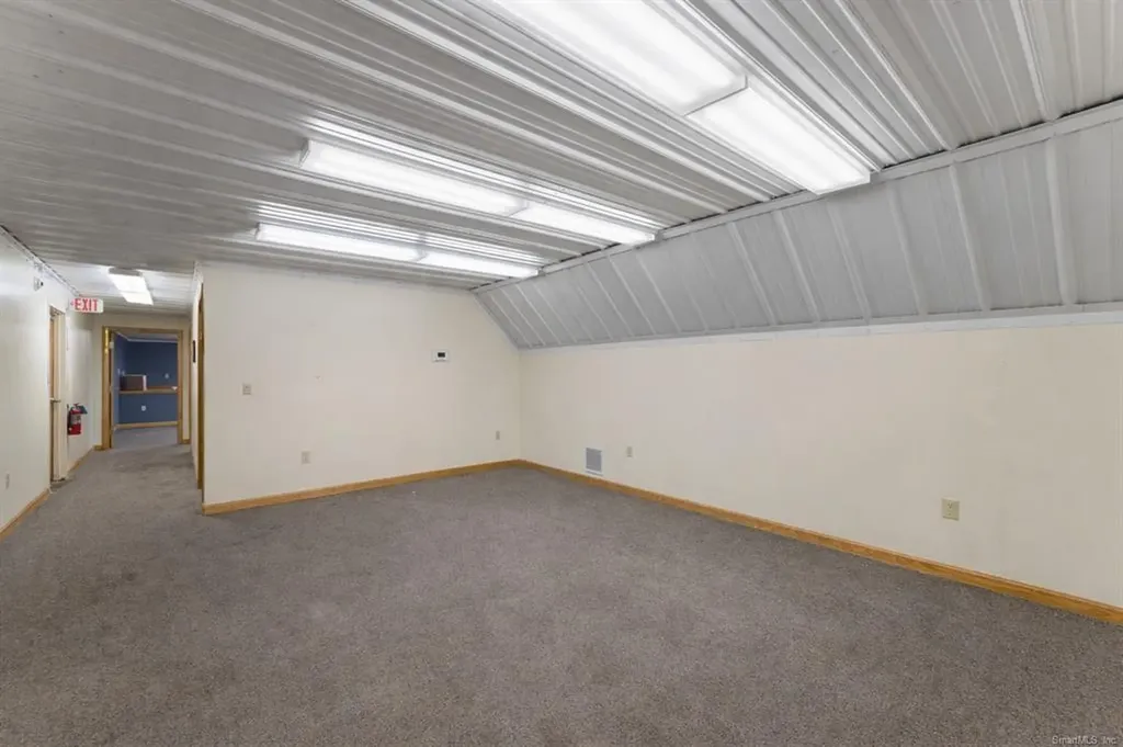 51 Ridge Road Putnam CT 06260