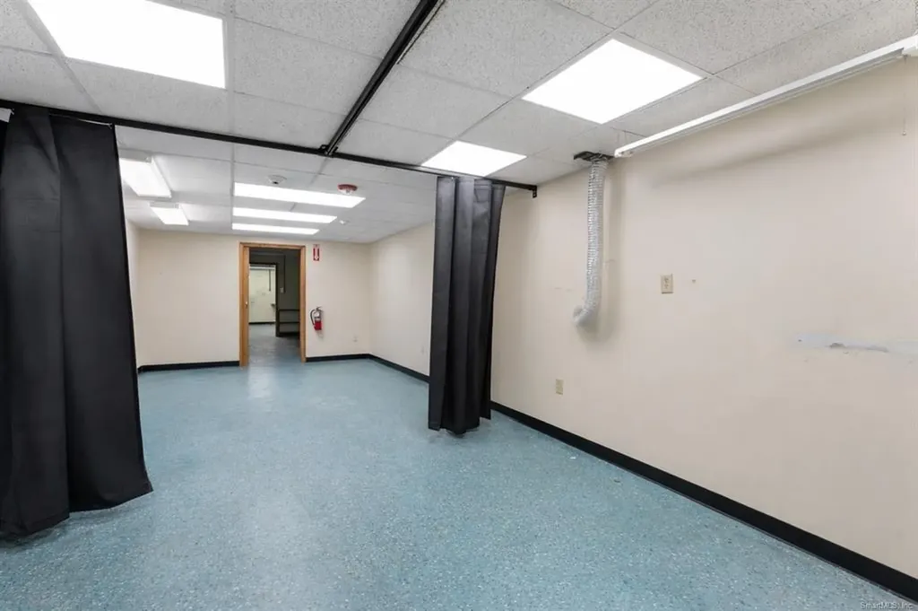51 Ridge Road Putnam CT 06260