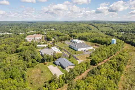 51 Ridge Road Putnam CT 06260