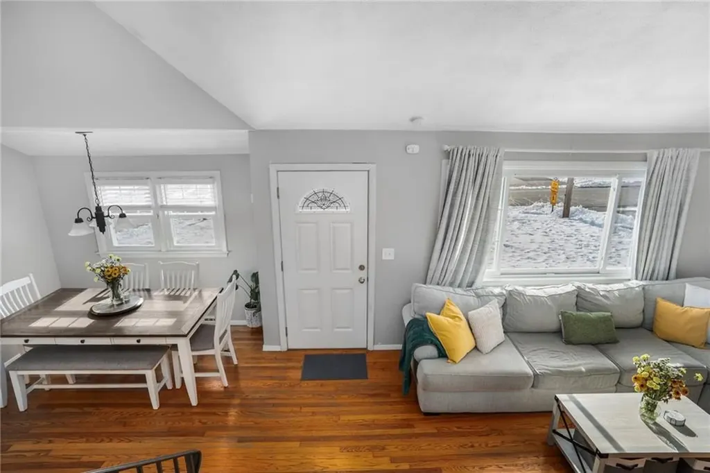 35 Squantum Drive Middletown RI 02842