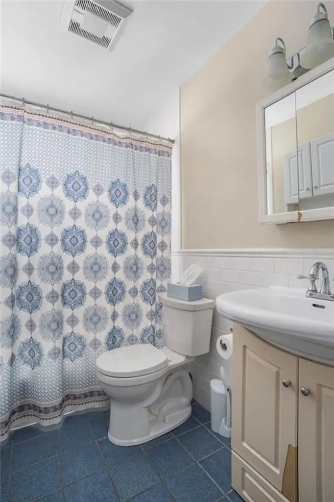 35 Squantum Drive Middletown RI 02842